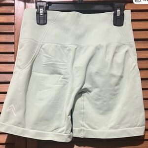 Oner and Aurola bundle